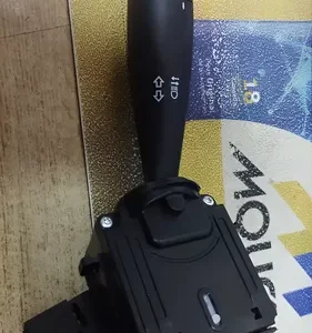 Llave Luces Giro Y Sin Auxiliares Renault Kwid 17/23 Orig